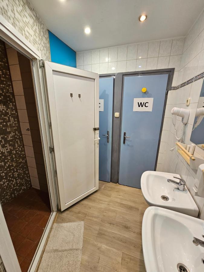 Central Beds Budapest Exterior foto